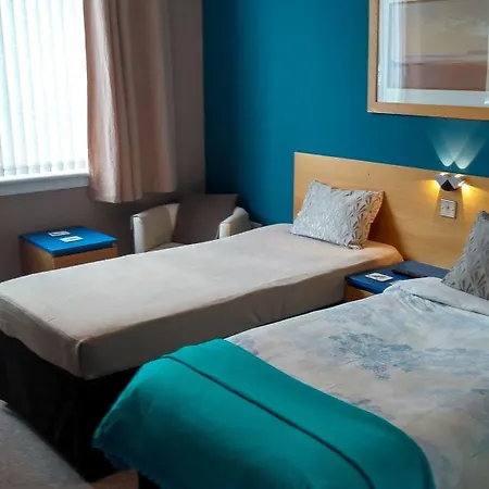 Bed and breakfast Azalea House 4*