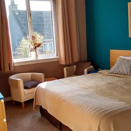 Bed and breakfast Azalea House 4*