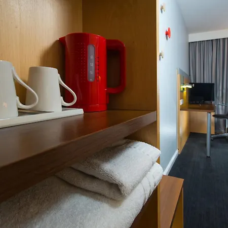 酒店 快捷假日酒店 - - 城市滨江ctr酒店