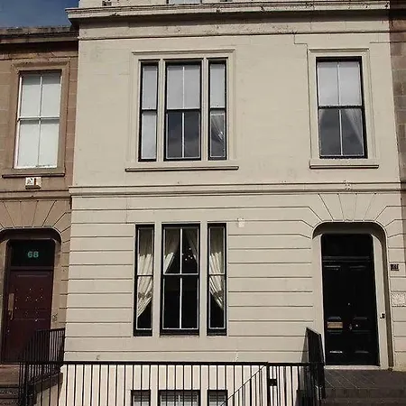 In The 4* Glasgow