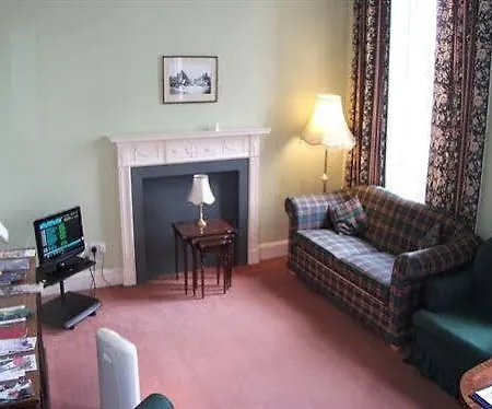 Number 52 Charlotte Street Daire *