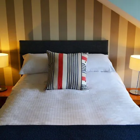 The Alfred 3* Glasgow