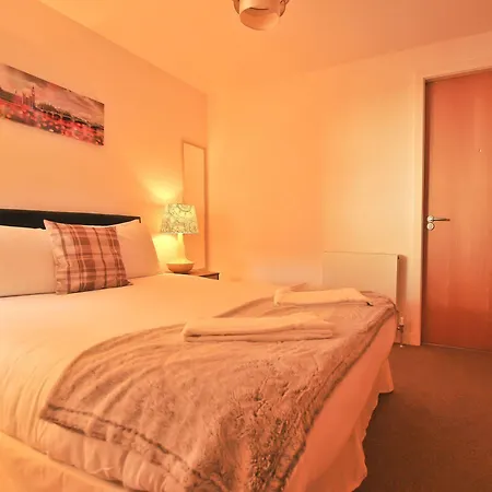 Executive 7 Glasgow