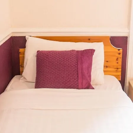 The Willow Otel 2*