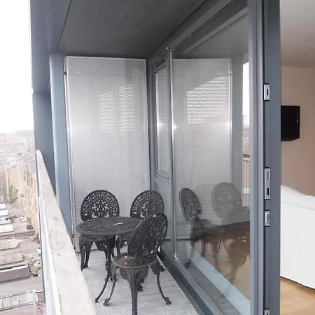 Sec Hydro Argyle West End - 2 Bedrooms