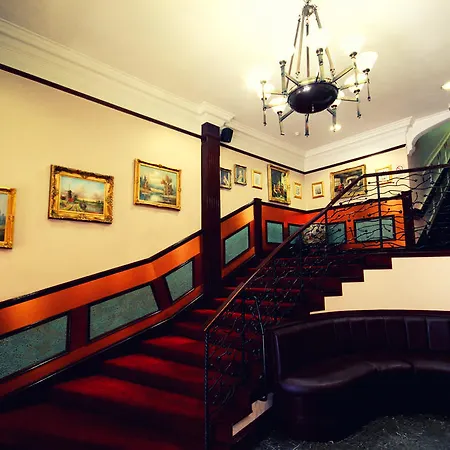 Hotel Alexander Thomson 3*