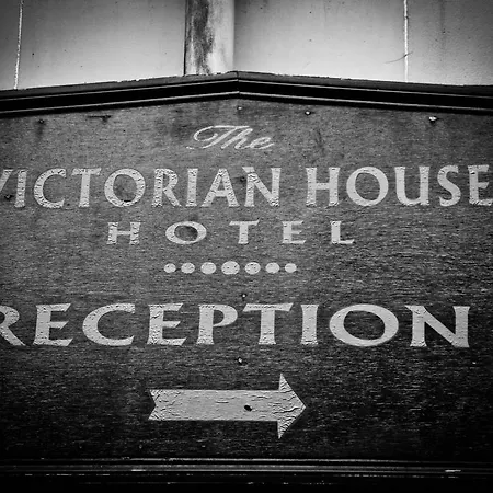 Victorian House Konukevi 3*