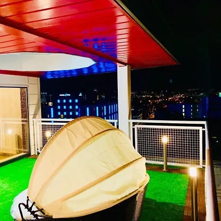 Apartment Central Station - The Penthouse - With Parking And Huge Terrace
