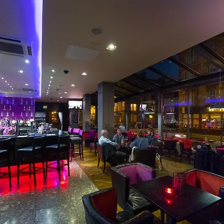 Lorne Hotel 3*