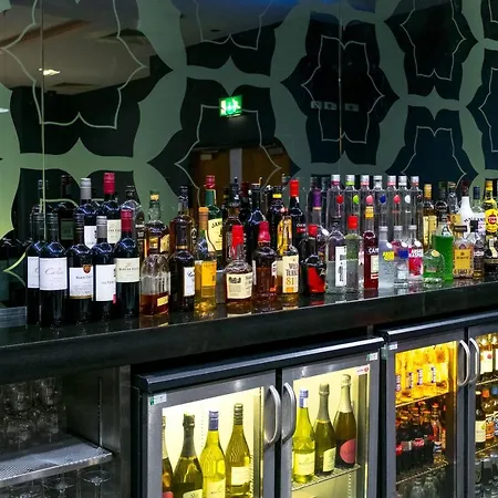 Hotel Lorne 3*