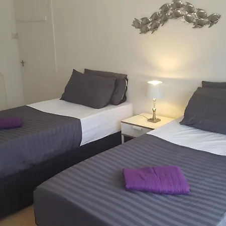 Dragon - Chirnside House 3 Bedroom * Glasgow
