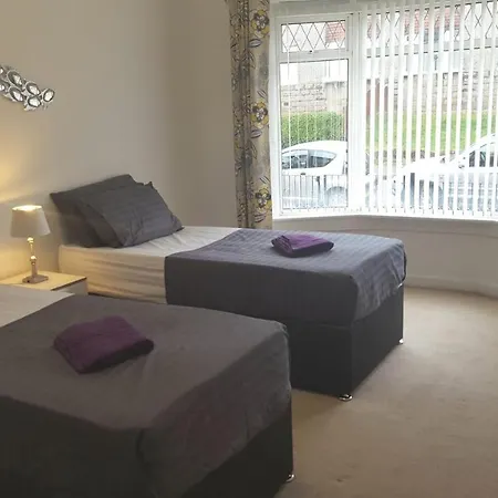 Dragon - Chirnside House 3 Bedroom Apartment *
