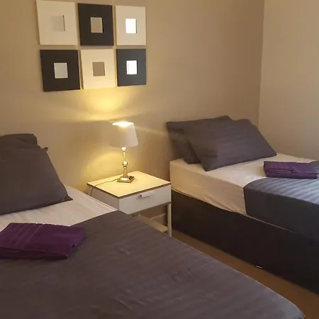 Dragon - Chirnside House 3 Bedroom Apartment