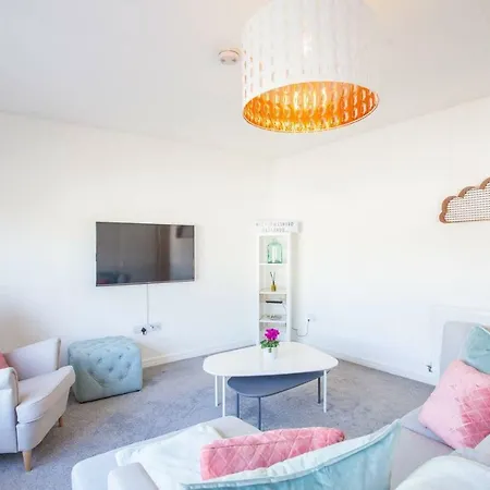 Appartamento Beautifully Furnished Southside New Build Flat