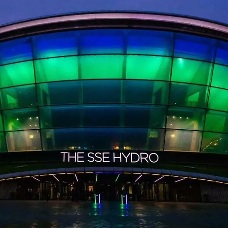 Bright And Cosy West End *