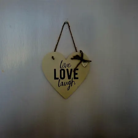 Bright And Cosy West End Apartmán *