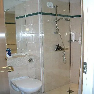 Travelodge Airport Hotel Glasgow