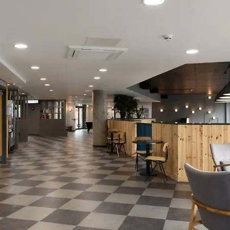 Dobbie's Point- Campus * Glasgow