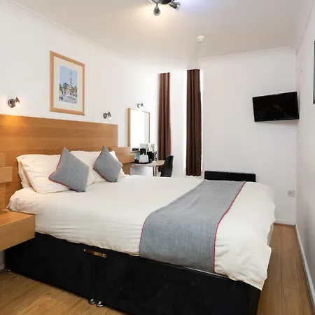 Hotell Charing Cross 3*