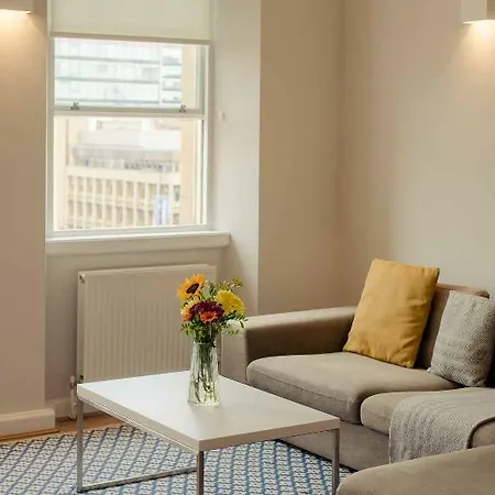 Hotel Premier George Square