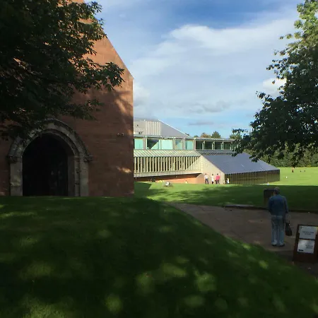 Trefoil - 2 Bedrooms Apartament Glasgow