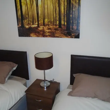 Clydebank Apartamento *