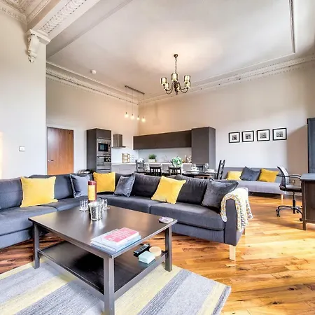 32 Victoria Crescent Road アパート *