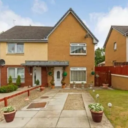 Silverburn New House With Free Parking And Garden 度假居