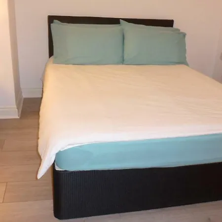 Infinity Guest 5* Glasgow