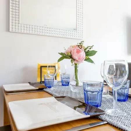 Cosy In Quiet City-centre With Car Park Appartement *