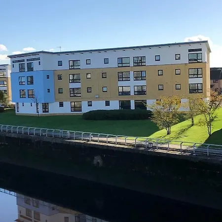 Arcview - Sec Hydro Two Bed Flat With Free Parking And Great View Apartamento *