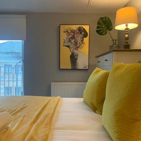 Merchant Modern 1 Bed Executive Flat
