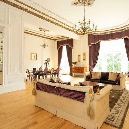 Apartment Grand In The Park Glasgow