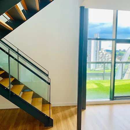 Centre - The Penthouse With Riverviews - Glasgow