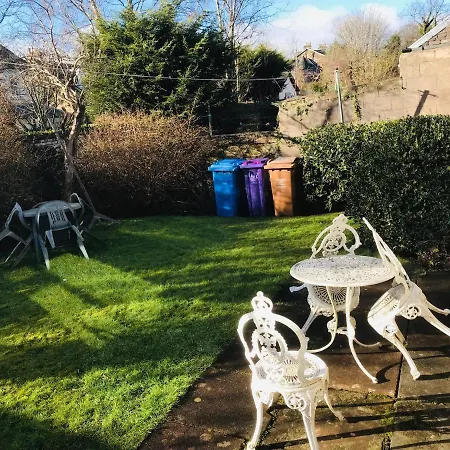 Guest house Glades House Glasgow