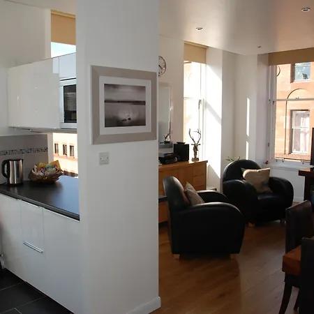 Merchant Oasis * Glasgow