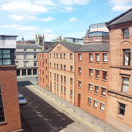 Merchant Oasis * Glasgow