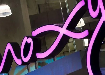 Moxy Merchant Hotel 3*