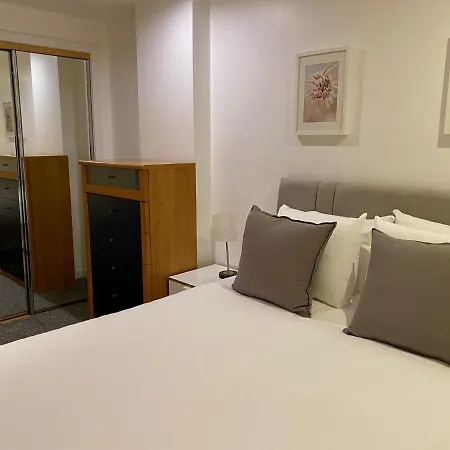 The Heights - River And City View *