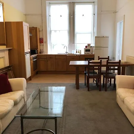 The Georgian House 2*