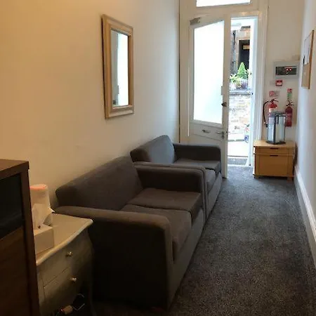 Couette-café Renfrew At Centre Glasgow