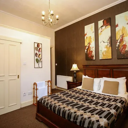 Bed and breakfast Glasgow Guest House 3*