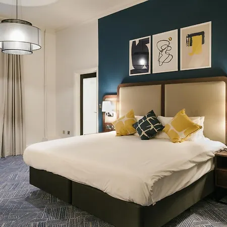 Voco Grand By Ihg Hotel 4*