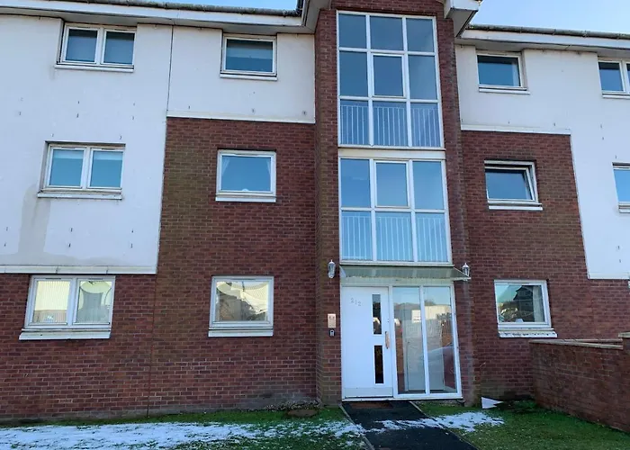 Flat One, 212 Eaglesham Road, East Kilbride,