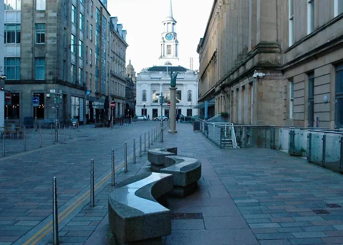 The Stables - Fabulous Stylish Flat In Merchant & Free Secure Parking Glasgow