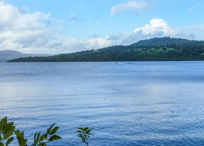 Ellanderroch Nyaraló *