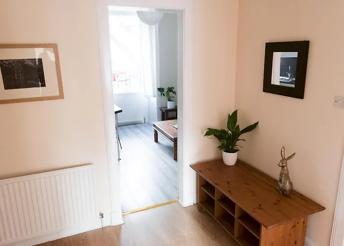 Lägenhet Bright 2 Bed Ground Floor Flat Next To Byres Road Glasgow
