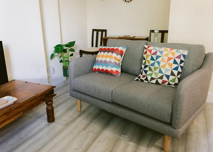 Διαμέρισμα Bright 2 Bed Ground Floor Flat Next To Byres Road *