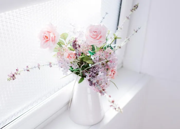 Bright 2 Bed Ground Floor Flat Next To Byres Road Διαμέρισμα