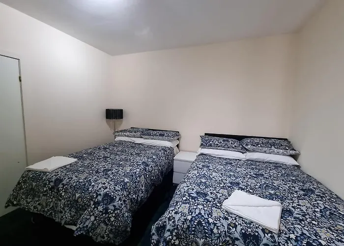 Carnarvon Street Centre